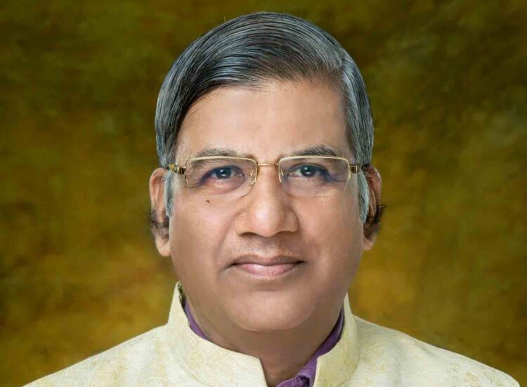 औपनिवेशिक मानसिकता का दिवालियापन