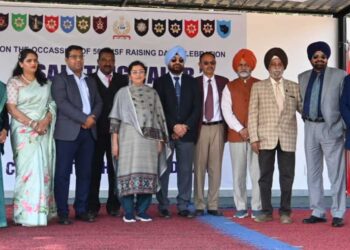 CISF Honors Retired Personnel at ‘Saluting Valor’ Program in Chandigarh