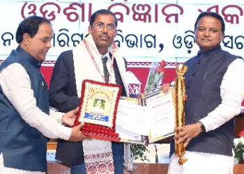 PGIMER’s Prof. Pinaki Dutta Conferred with the Prestigious Samanta Chandra Sekhar Award 2023