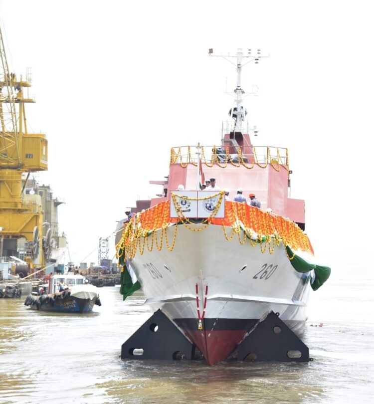 भारतीय तटरक्षक बल के लिए ‘अचल’ जहाज लॉन्च, आत्मनिर्भर भारत की दिशा में महत्वपूर्ण कदम