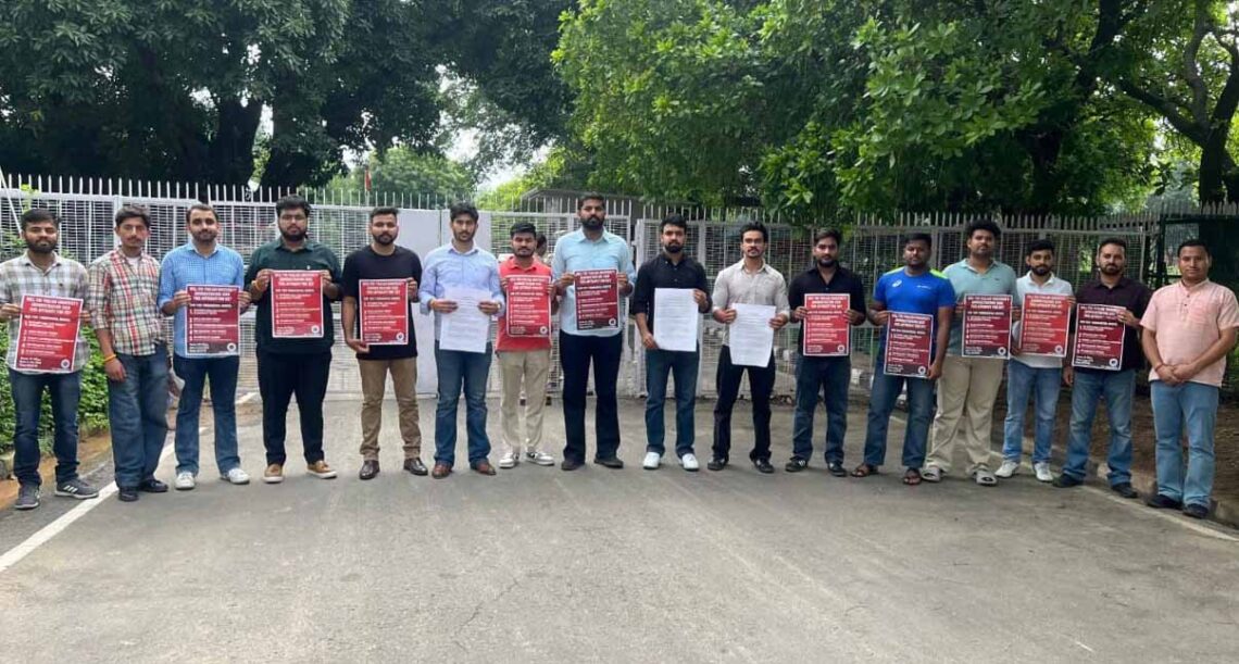 ABVP Stages Protest at Panjab University Against “Dictatorial” Student Affidavit, Submits “Student Rights Affidavit” in Retaliation