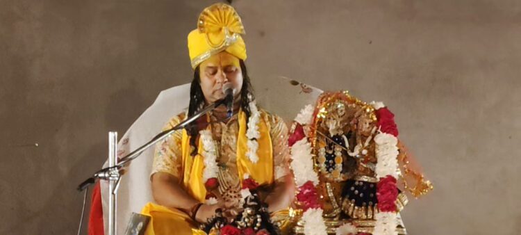 श्रीमद्भागवत कथा का शुभारंभ, मंगल कलश यात्रा में उमड़ा श्रद्धा-सागर