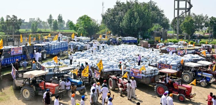 भगवंत मान ने किसानों को मुआवजा देने में नाकाम रहने में नाकाम रहने के लिए विधानसभा में नौटंकी की: सरदार सुखबीर सिंह बादल