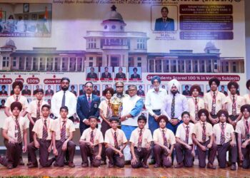 Punjab Governor Felicitates Meritorious PPS Nabha Students; Announces ₹6.1 Crore Infrastructure Grant