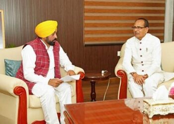 Union Agriculture Minister Shivraj Singh Chouhan Meets Punjab CM Bhagwant Mann to Discuss Crop Diversification and Sustainable Farming