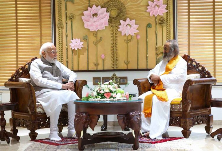 Sri Sri Ravi Shankar Praises India’s Transformation Under PM Modi at Dhyan Mandir Inauguration