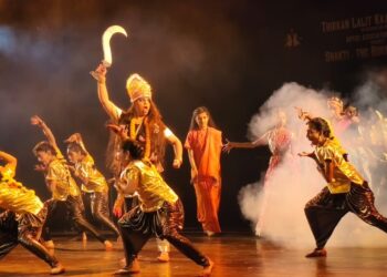 ‘शक्ति – द बर्निंग साइलेंस’ ने टैगोर थिएटर में शास्त्रीय नृत्य और सामाजिक संदेश से दर्शकों को किया भावविभोर