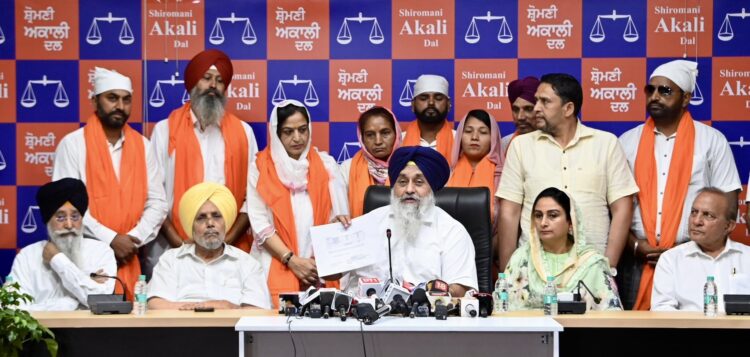 Sukhbir Badal Inducts 31 Independent Councillors; Claims SAD Outperformed Congress in Civic Polls
