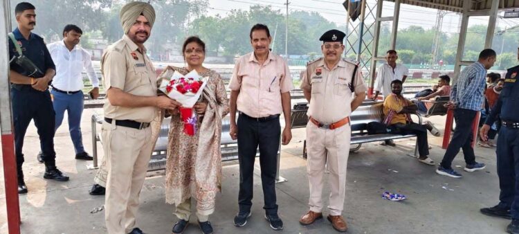 भाजपा प्रदेश अध्यक्ष डॉ. अर्चना गुप्ता ने हाइड्रोजन ट्रेन के शुभारंभ को बताया ऐतिहासिक, कांस्टेबल जगरूप सिंह को किया सम्मानित