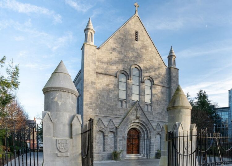 Hindus Urge Ireland’s Public Universities to Establish Dedicated Prayer Rooms