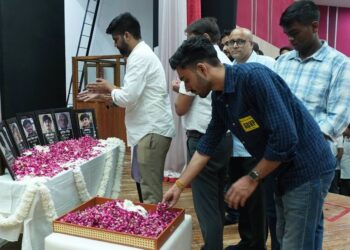 सत्य निकेतन हादसे में दिवंगत विद्यार्थियों को अभाविप की श्रद्धांजलि, न्याय और जवाबदेही की उठाई मांग