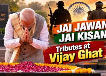 PM Modi Pays Homage to Lal Bahadur Shastri at Vijay Ghat on Birth Anniversary